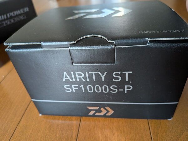 【新品未使用】ダイワ 23 エアリティ ST SF1000S-P