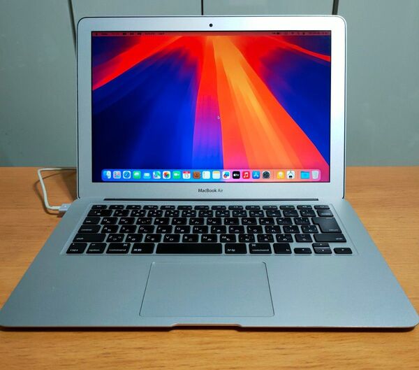 Apple MacBook Air 13インチ i7 2.2GHz 8GB/256GB Early 2015