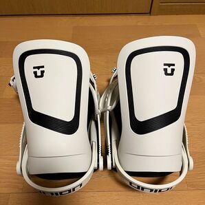 美品 UNION ULTRA ユニオン ウルトラ 23-24モデル ホワイト Mサイズ バインディング 箱付き