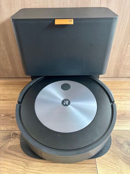 【ジャンク品】iRobot Roomba j7(ルンバ j7)本体+付属品あり