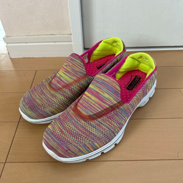 skechers スケッチャーズ 23cm スニーカー 運動靴 スリッポン