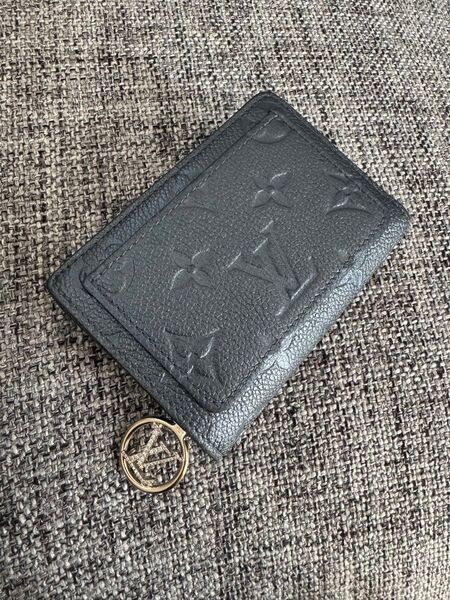 LOUIS VUITTON ルイヴィトン ポルトフォイユ クレア ネイビーナクレ メタリックブルー 二つ折り財布