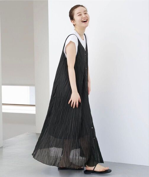 新品タグ付き IENA シアープリーツ ワンピース 38