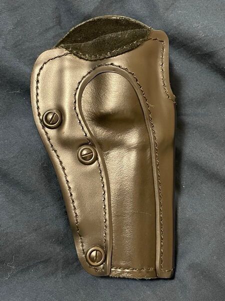 サファリランド リボルバー用ホルスター コルト S&W コルトパイソン SAFARILAND