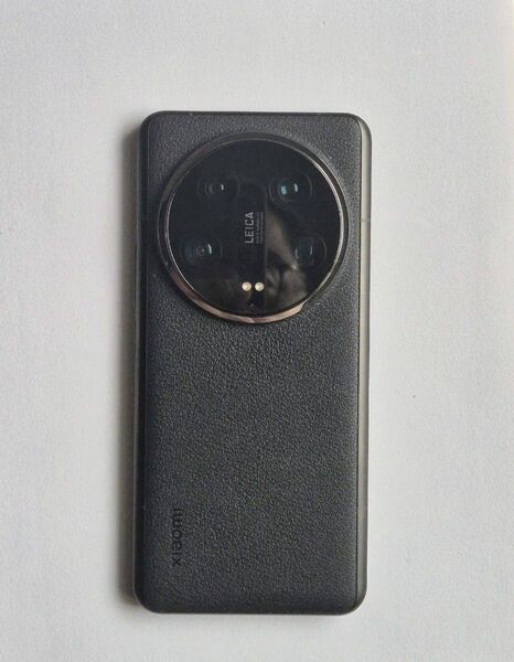 【完動品】xiaomi 14 ultra 中国版(グロrom化)16GB 512GB +Photography kit(ブラック)