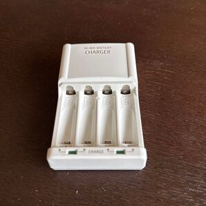ニッケル水素電池専用充電器