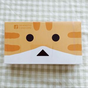 オカモトコンドーム ニャンボーver. 12個入 送料無料 匿名配送