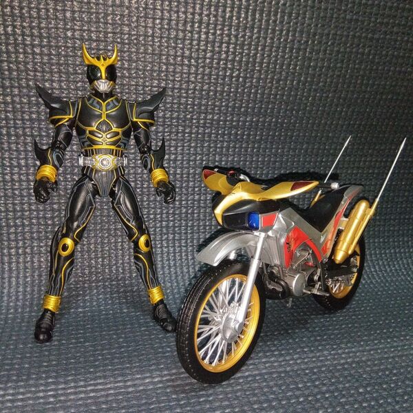 S.H.Figuarts 仮面ライダークウガ フィギュアセット