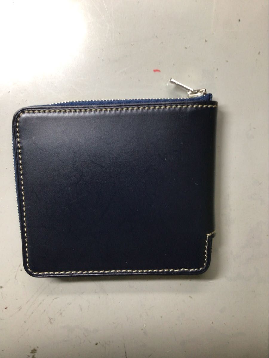 赤のグラデーション染め ハーフウォレット ラウンドファスナー ハンドメイド 赤のグラデーション染め ハーフウォレット ラウンドファスナー