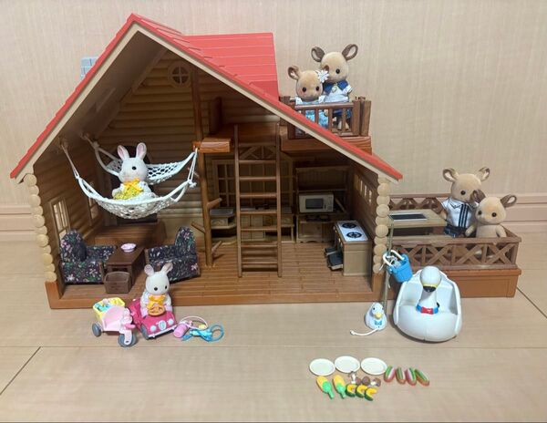 シルバニアファミリー☆おとまりファミリーコテージギフトセット&家具★人形付き