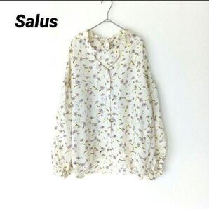 Salus サルース☆小花柄スキッパーブラウス