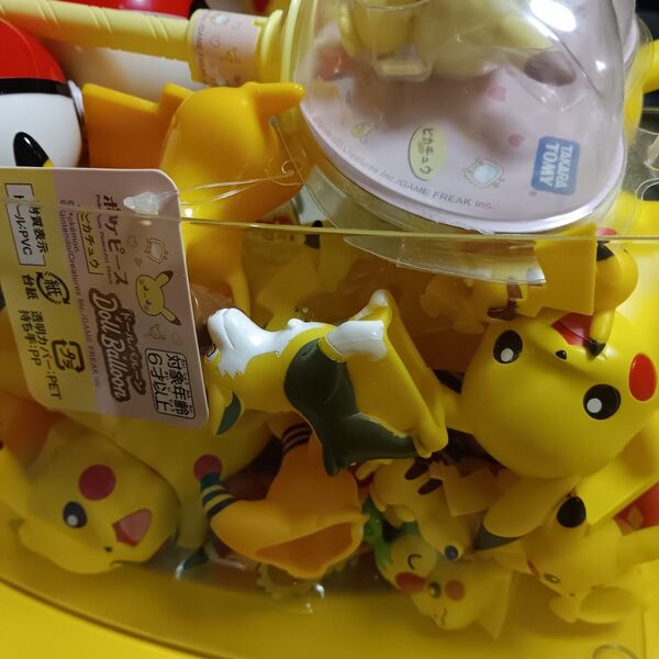 ポケモン フィギュア ガチャ マスコット プラモデル ピカチュウ デンリュウ サンダース モルペコ
