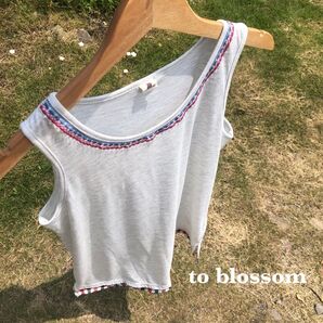 to blossom ビーズ付きタンクトップ チェック切替