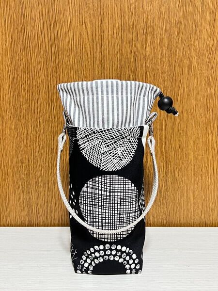 ペットボトルホルダー 保冷保温 水筒 ケース カバー ホルダー 北欧 ハンドメイド