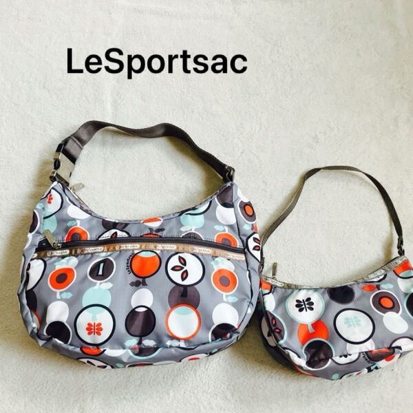 美品 LeSportsacレスポートサック ワンショルダーバッグ 肩掛けトートバッグ ポーチ付き リンゴ柄