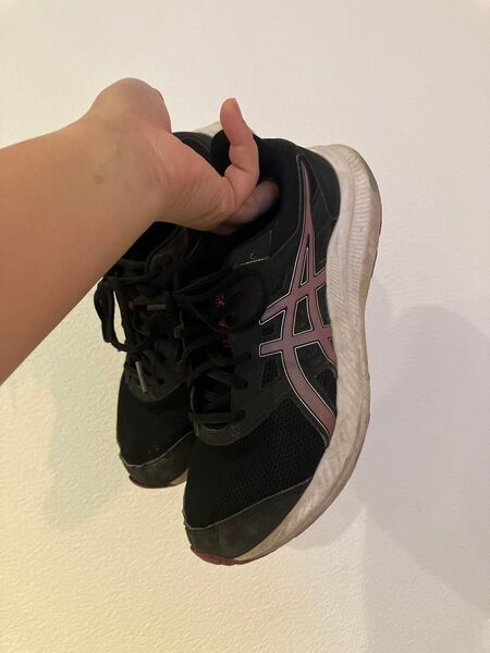 ASICS ランニングシューズ ブラック ピンク レディース