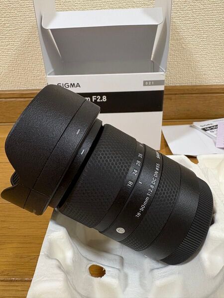 シグマ Eマウント 18-50mm F2.8 DC DN APS-C