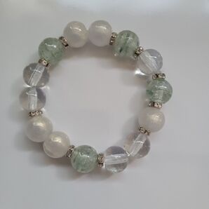 ハンドメイドブレスレット