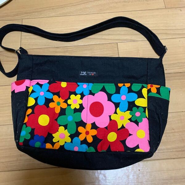 ハンドメイド ショルダーバッグ 花柄 カラフル