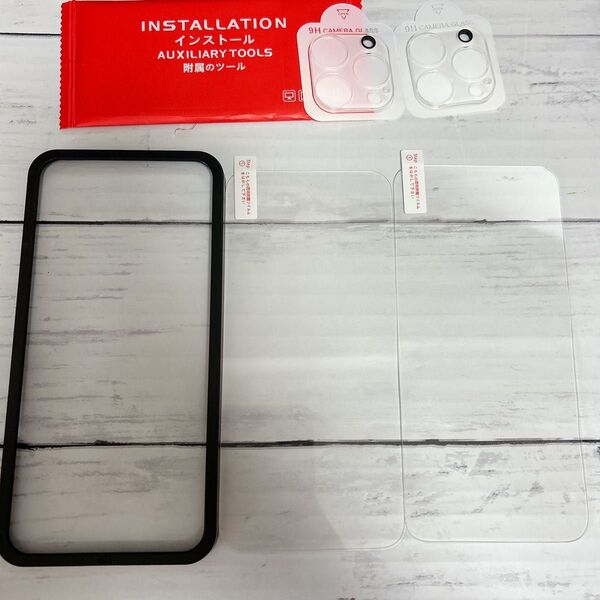iPhone15 Pro Max ガラスフィルム 2枚+ カメラフィルム 2枚 高透過率 日本旭硝子素材製 ガイド枠付き 全面保護