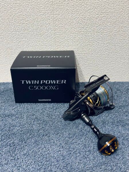超美品 シマノ 20 ツインパワーC5000XG SHIMANO TWINPOWR スピニングリール ゴメクサスハンドルノブ付き