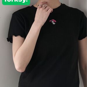新品★forksy.×マイメロディー★刺繍メロウ半袖★ブラック★定価3630円★サンリオ★Tシャツ