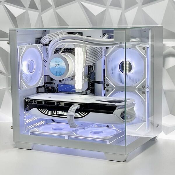 ゲーミングPC 白 ホワイト RTX4070Ti Core i7 14700KF