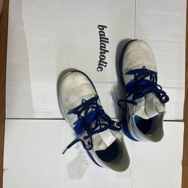 NEW BALANCE OMN1S LOW BBOMNLWR 2E【KAWHI LEONARD】【カワイ・レナード】です。