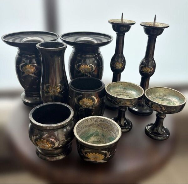 伝統工芸 工芸美術 仏教 高級仏具揃 花立 前香炉 燭台 香立 色付 光沢 まとめ売り