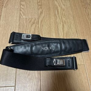 TUMI ショルダーストラップ ブラック革メタル製