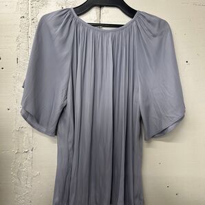 プルオーバーブラウス