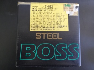 ■全国送料無料■　スチールボス　STEEL BOSS マツダ S-062　カペラ　RX-7 ルーチェ ファミリア 未使用品 ■全国送料無料■ タイヤカウール