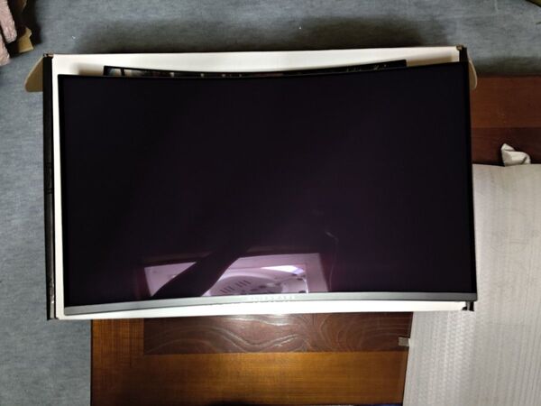 Alienware 3225QF 32インチ 曲面有機ELゲーミングモニター
