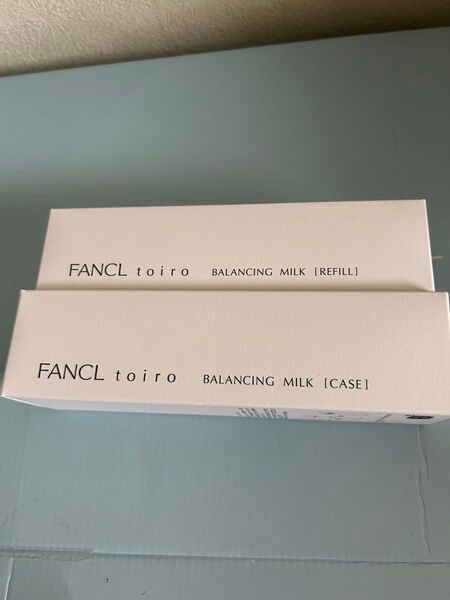 toiro トイロ バイタライジングミルク レフィル+ケース 60g 美白 保湿 敏感肌 コラーゲン ファンケル FANCL