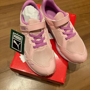 PUMA スピードモンスターv3 新品 プーマ スニーカー 女の子 21cm シューズ