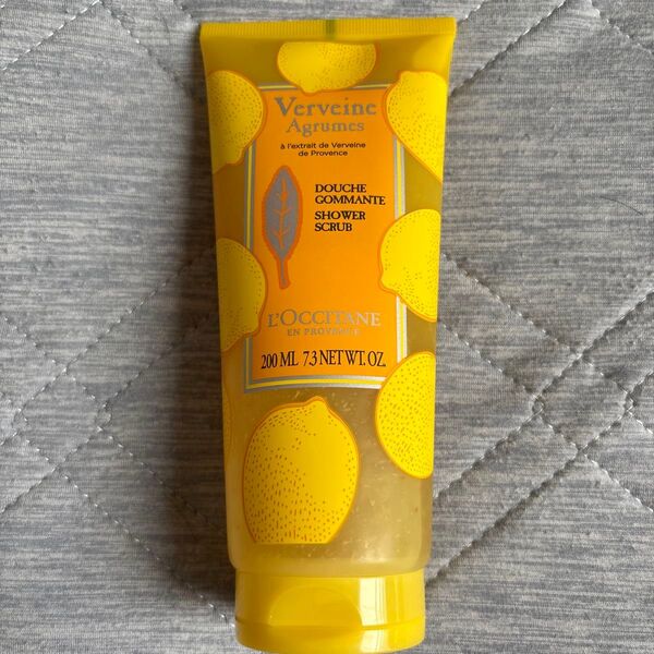 L’OCCITANE シトラスヴァーベナ デイリーシャワースクラブ 200ml