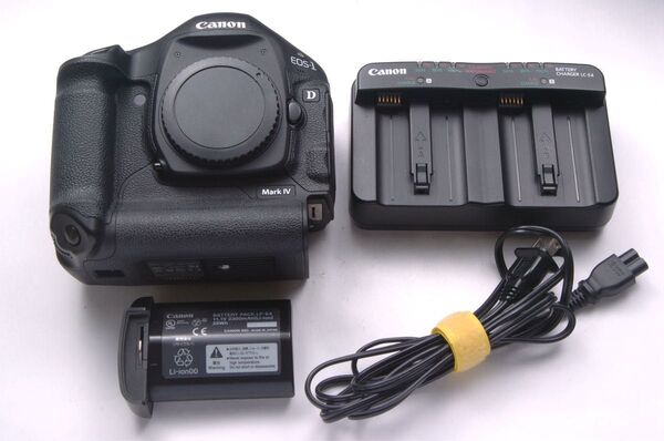 ショット数84068回 キヤノン Canon EOS-1D Mark IV ボディ