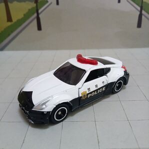 トミカ・日産フェアレディZパトカー