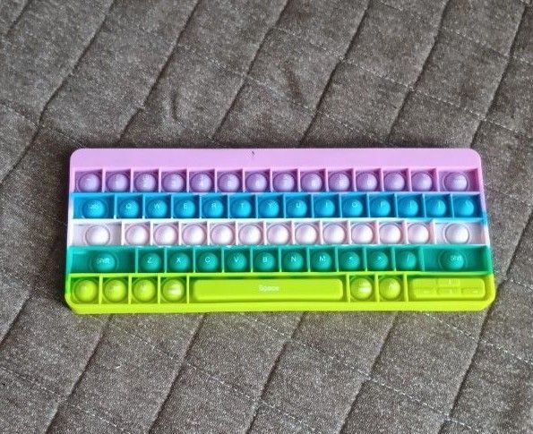 プッシュポップ キーボード ポップイット 知育玩具