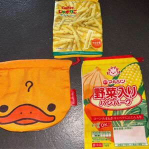 ガチャ ポーチ サンリオ かものはしかも マルシン 野菜入りハンバーグ じゃがりこ サラダ