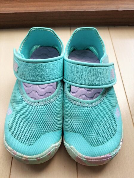 new balance サンダル 16cm 水陸両用
