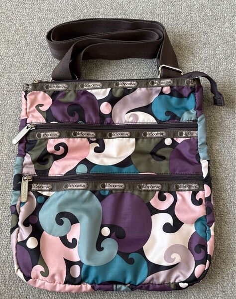 LeSportsac レスポートサック 3段ファスナー ショルダーバッグ
