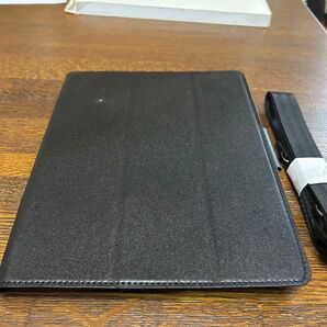 「iPad カバー」 ブラック