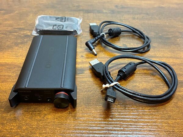 ONKYO DAC-HA200 ポータブルヘッドホンアンプ