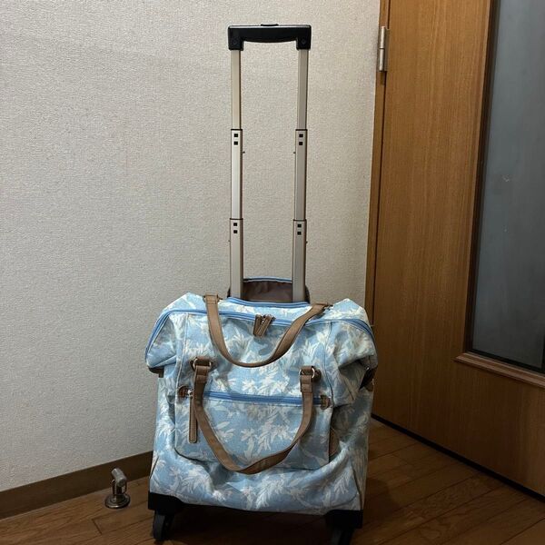 キャリーバッグ 旅行バッグ 同柄のショルダーバッグ付き ボストンバッグ型にもなります