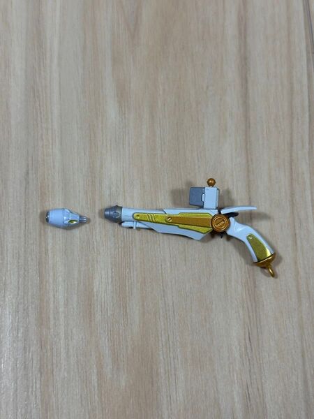 新品未使用 バスター・ガン&弾頭 付属パーツのみ METAL BUILD クロスボーン・ガンダムX1 ハーフクロス キンケドゥ搭乗
