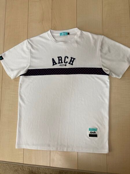 Arch バスケ Tシャツ