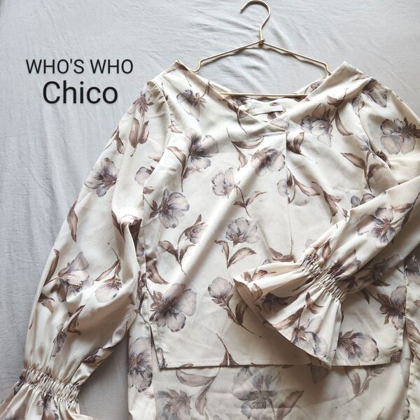 WHO'S WHO CHICO フーズフーチコ 花柄プリントVネックプルオーバーブラウス ブラウン F
