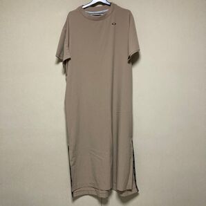 OAKLEY Tシャツワンピース ベージュ M