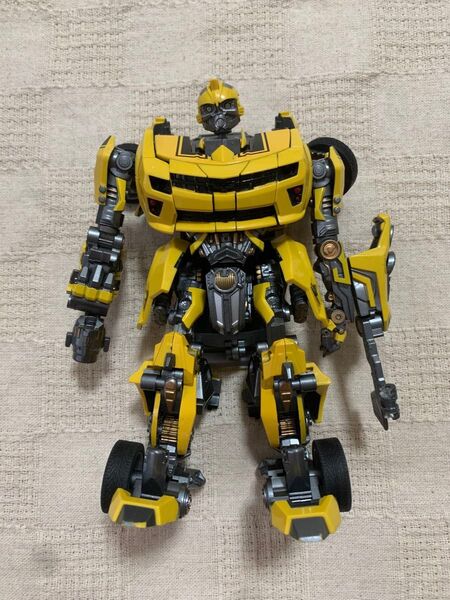 トランスフォーマー バンブルビー